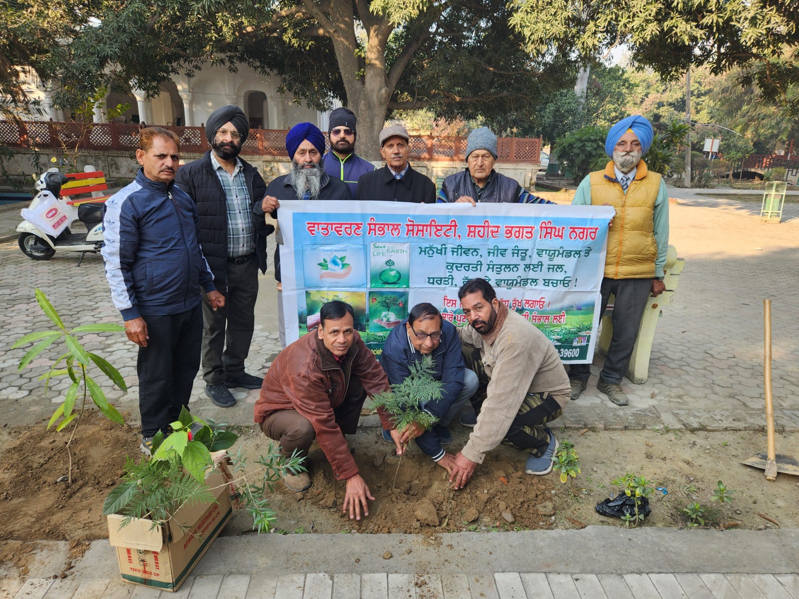 शहीद बाबा दीप सिंह जी का जन्मदिवस पौधे लगाकर मनाया गया।